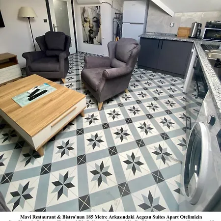Mavi Restaurant & 3 Apartament *