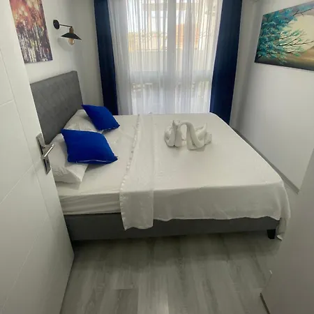 Mavi Restaurant & 3 Didim