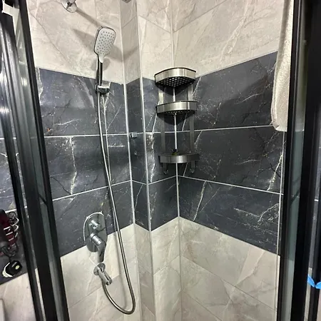 Mavi Restaurant & 3 Apartament *