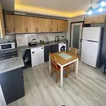 Mavi Restaurant & 3 Apartment