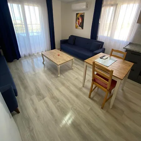 شقة Mavi Restaurant & 3 *