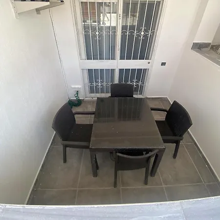 דירה Mavi Restaurant & 3