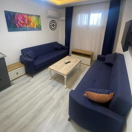 Mavi Restaurant & 3 شقة