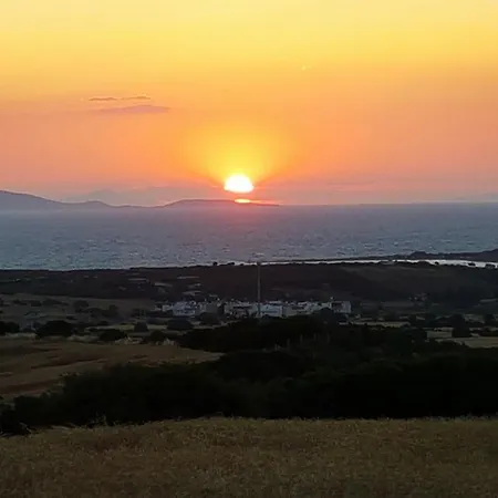 Mavi Restaurant & 3 דירה דידים